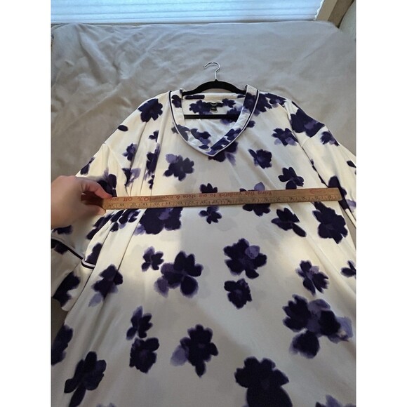 SIMPLY VERA WANG Nightgown Lounge Sleep Shirt Large / L Purple Floral Nightie - Picture 5 of 8